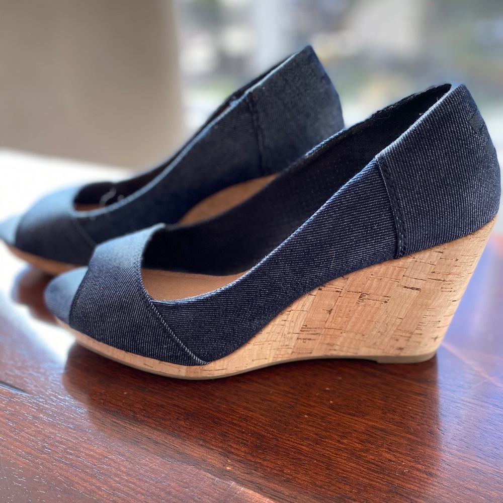 TOMS - Stella Wedges